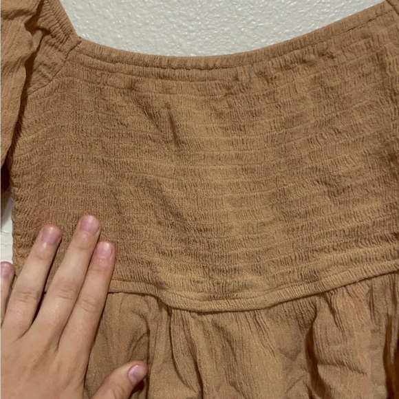 Chic Tan Puff Sleeve Blouse - Picture 3 of 9